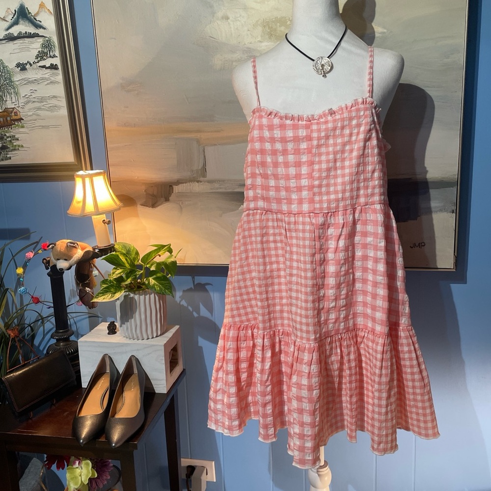 Elegant Pink Checkered Midi Dress